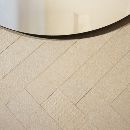 12_Moon-Cream_gallery